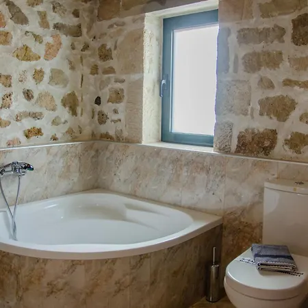 Pyrgou With Shared Swimming Pool