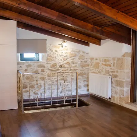 Ferienhaus Pyrgou With Shared Swimming Pool *