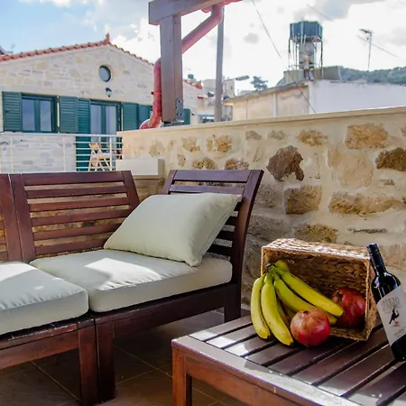 Pyrgou With Shared Swimming Pool